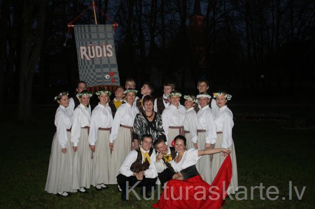 rudis jaun